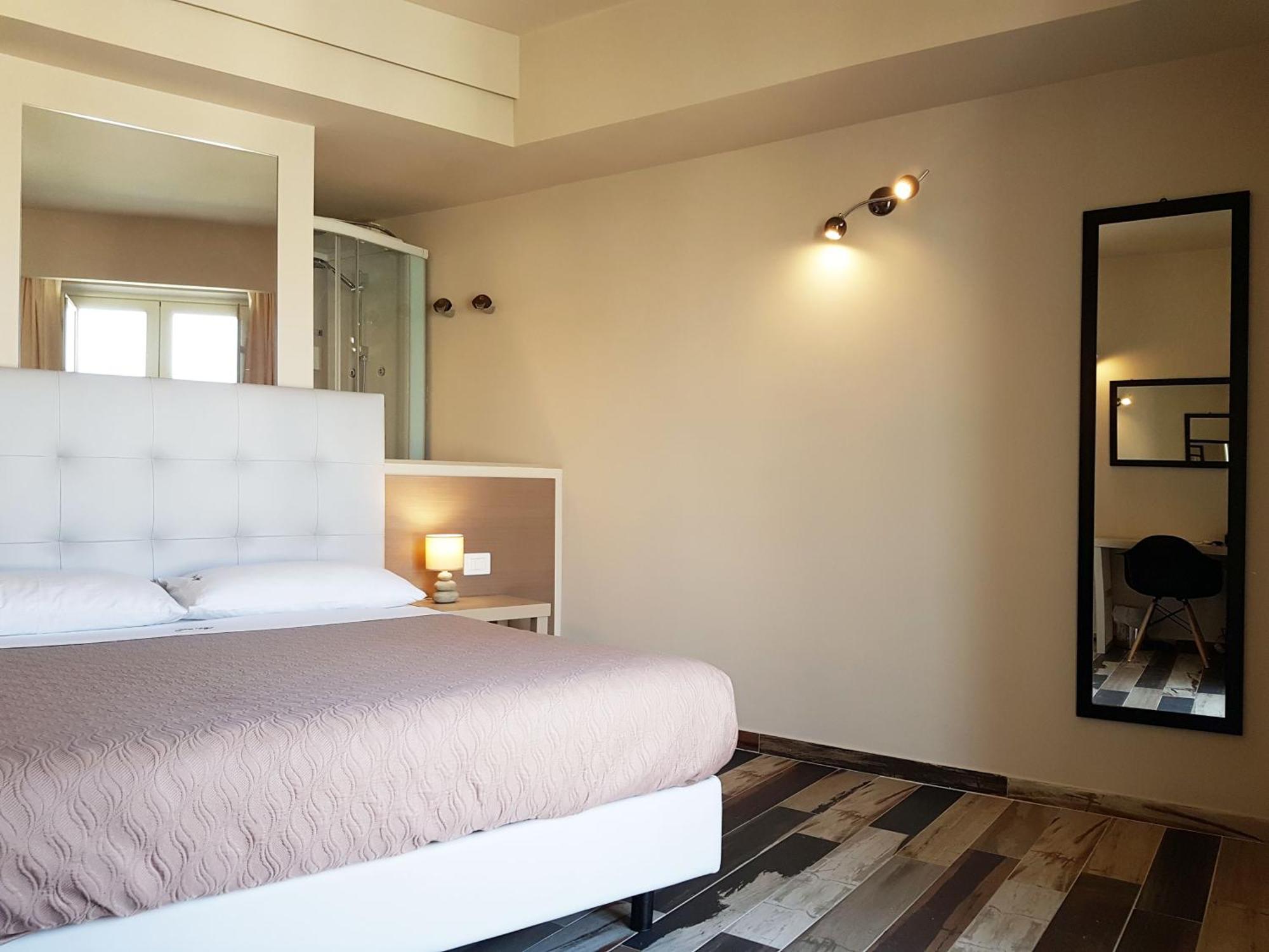 Don Ugo Luxury Rooms 트로페아 객실 사진