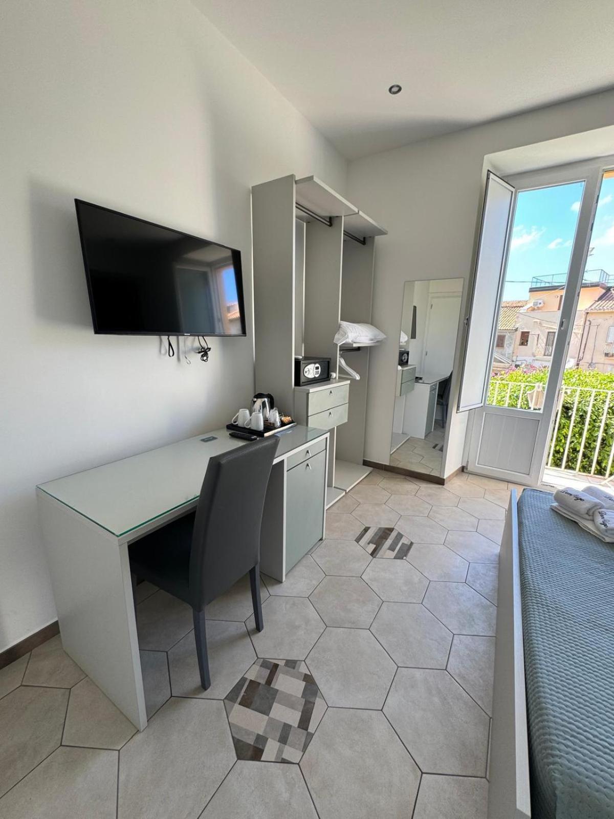 Don Ugo Luxury Rooms 트로페아 외부 사진