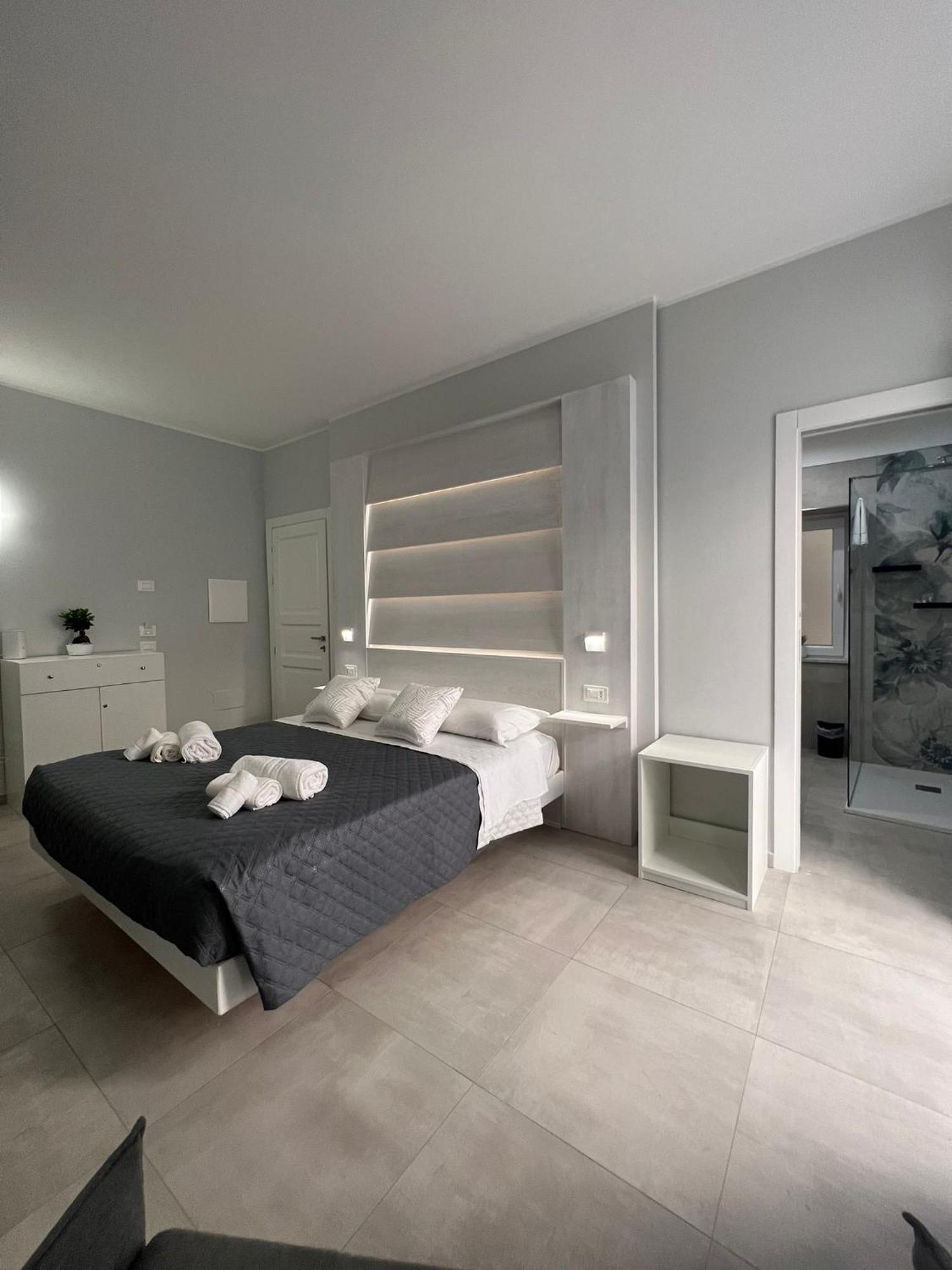 Don Ugo Luxury Rooms 트로페아 외부 사진