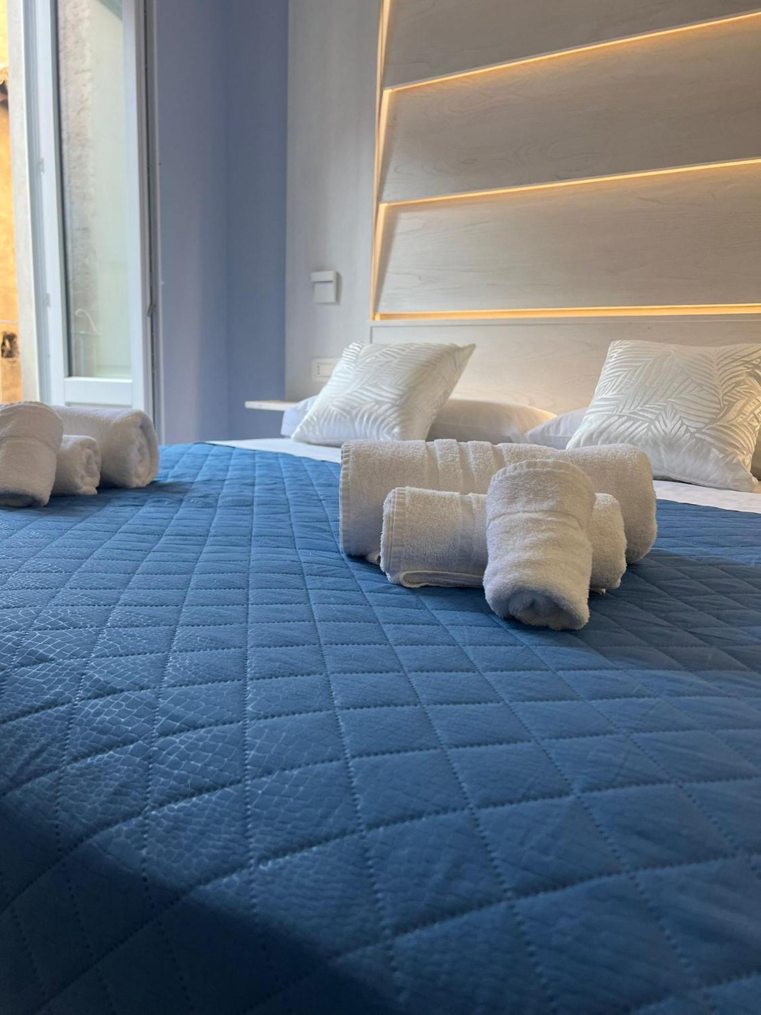 Don Ugo Luxury Rooms 트로페아 외부 사진