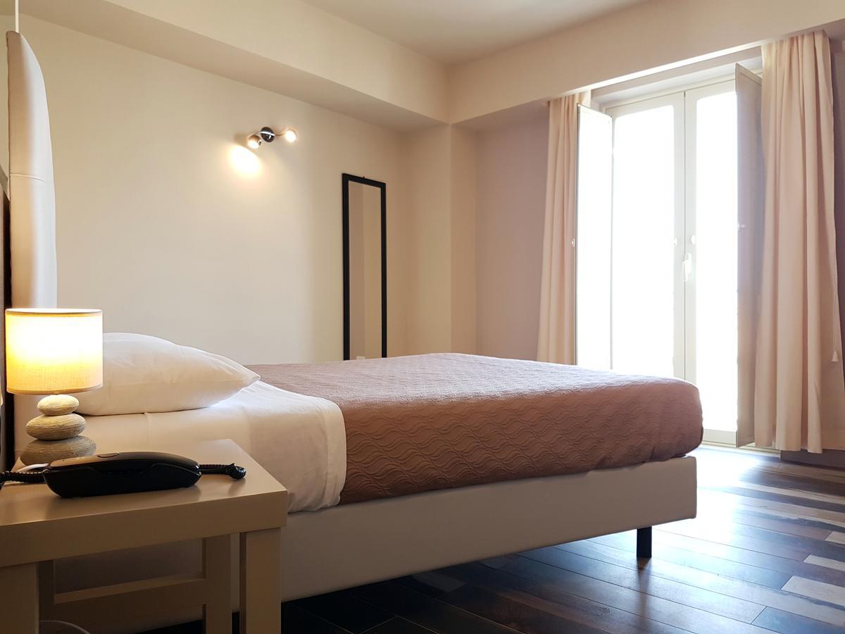 Don Ugo Luxury Rooms 트로페아 외부 사진